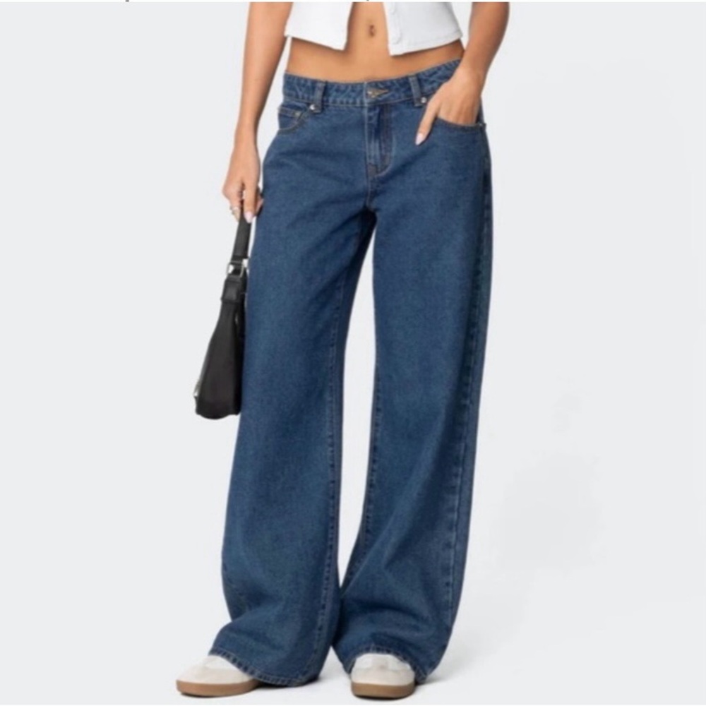 Edikted Raelynn Low Rise Wide Leg Jeans - Color/Blue Washed - Size M - NWT